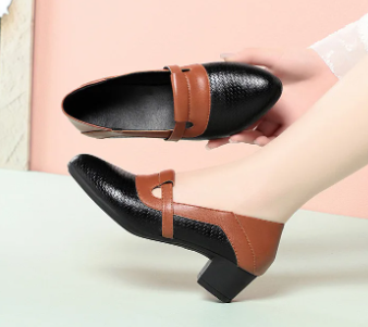 Vintage Knit Pointed Toe Shallow Mouth Soft Leather Loafers - Image 4