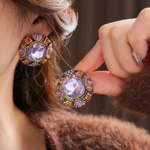 Vintage Light Square Retro High Quality Inlaid Rhinestone Copper Alloy Stud Earrings