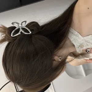 Vintage Temperament Simple Headwear Metal Personality Pleated Butterfly Hair Clip Claws