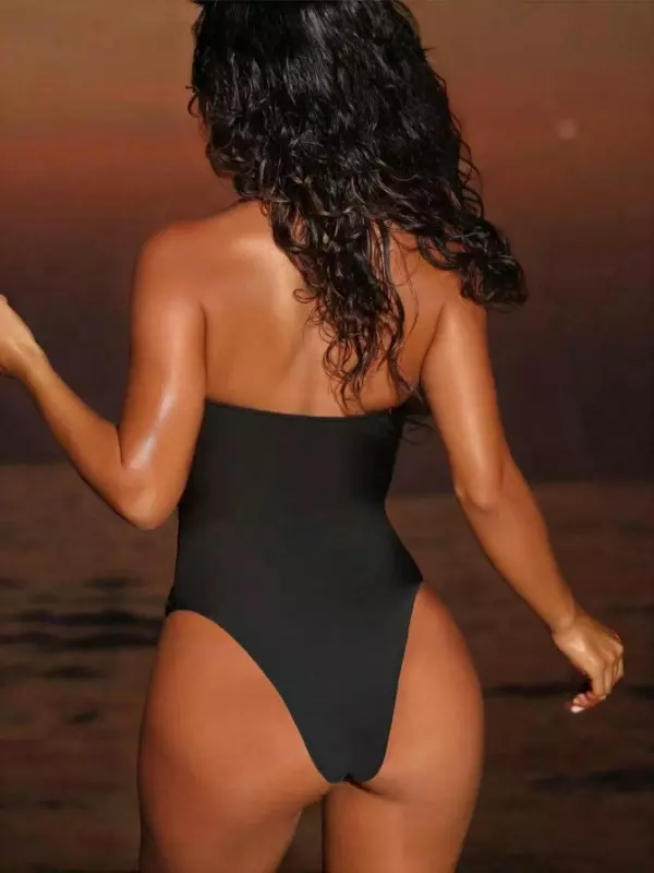 Bohemian Halter Neck With Open Shoulder Cutouts In Sleeveless One Piece - Image 3