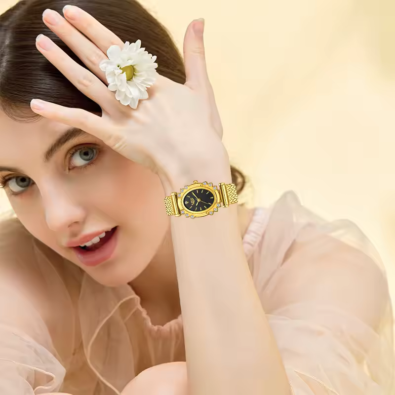 Casual Stainless Steel Top Brand Mesh Belt Waterproof Vintage Small Dial Quartz Watches