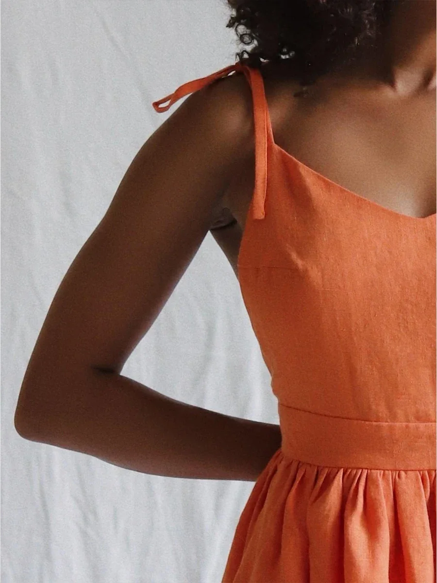 Chic Cotton Spaghetti Strap Solid Color V-neck Short Dress - Image 16