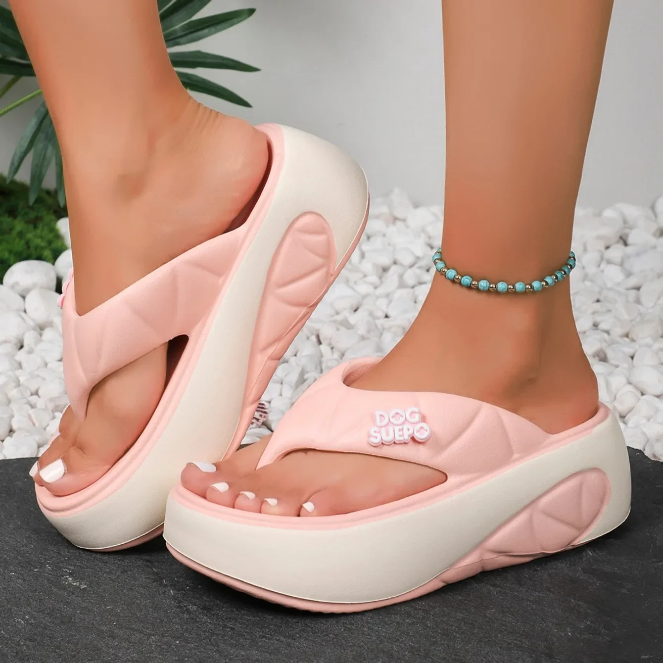 Comfortable Lightweight Shallow Outdoor Beach Style Platform Flip Flops Slippers - Image 9