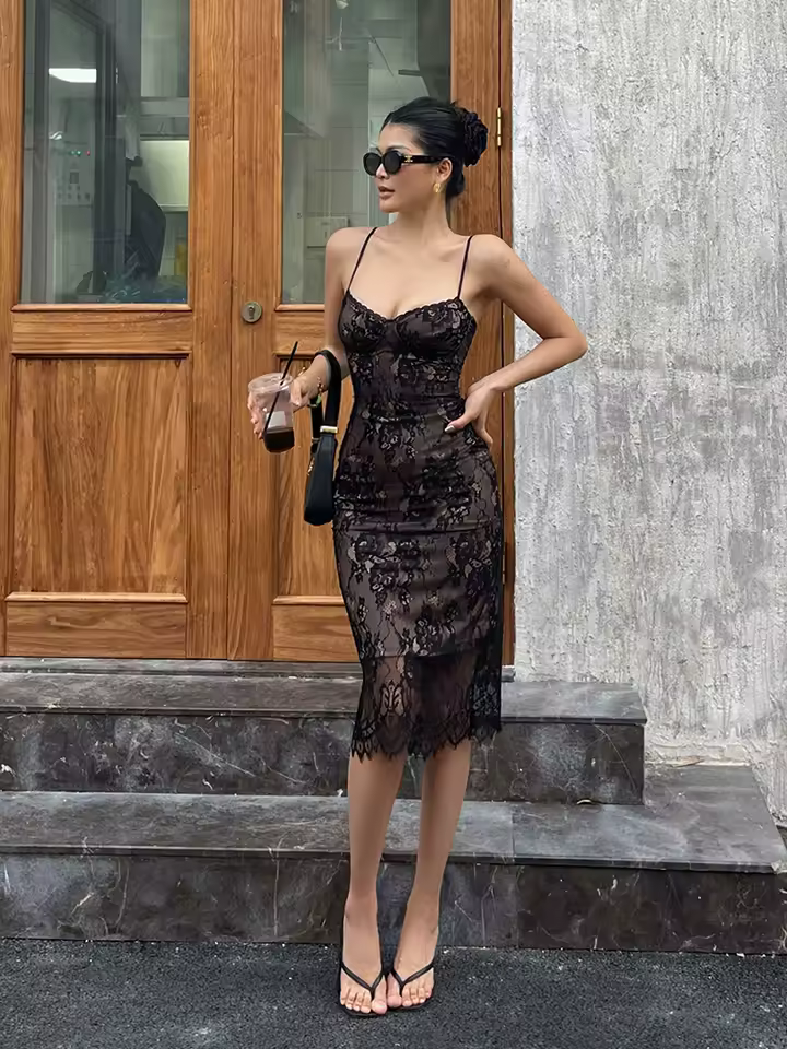 Elegant Lace Strap High Waist Slim Wrapped Hip Mid Length Dress