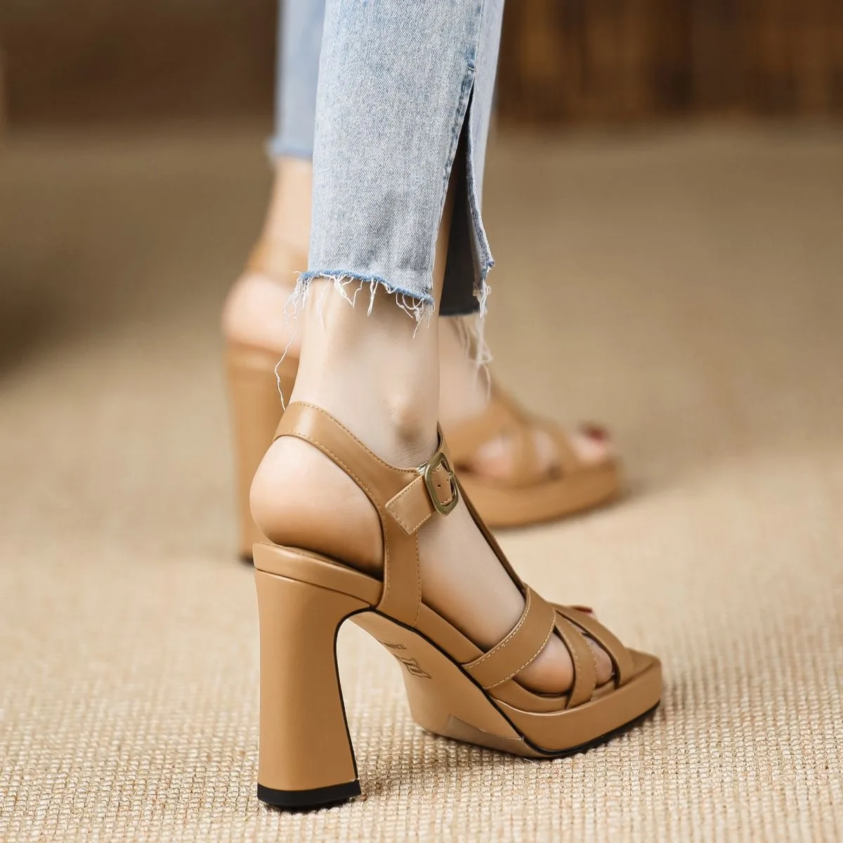 Elegant Open Toe Chunky Leather Platform High Heels Sandals - Image 3