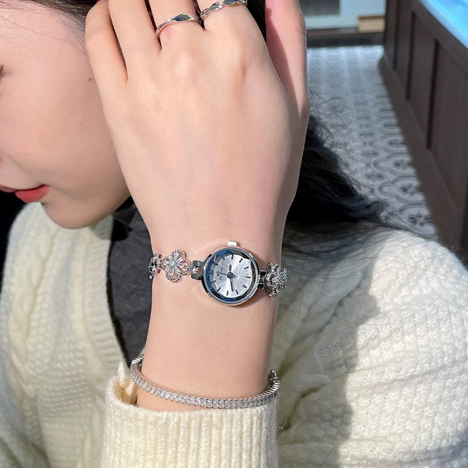 Elegant Round Case Alloy Water-Resistance Lucky Bracelet Waterproof Quartz Watch - Image 6