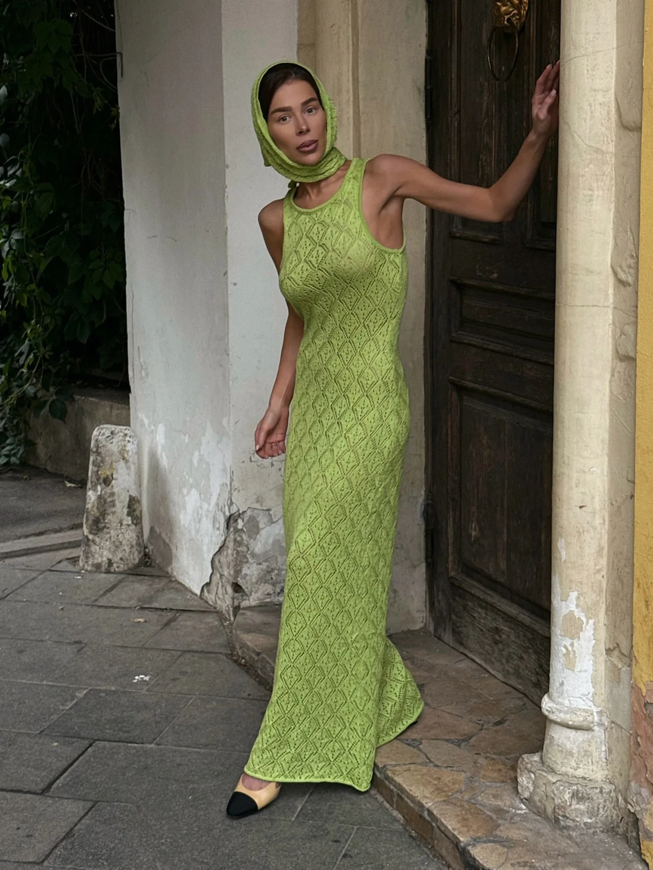 Elegant Round Neck Sleeveless Knit Slim Vacation Beach Wear Maxi Dresses - Image 2