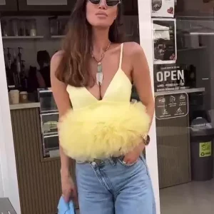 Elegant Spaghetti Straps Ruffles Tulle Trimmed Crop Camisole Top