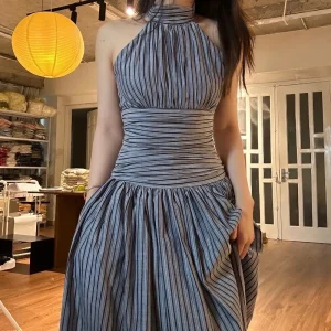 Elegant Stripe Print O-Neck Backless Sleeveless High Waist Pleated Long Dresses