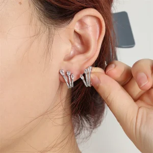 Exquisite Shiny Heart Trendy Copper Zircon Push-Back Stud Earrings