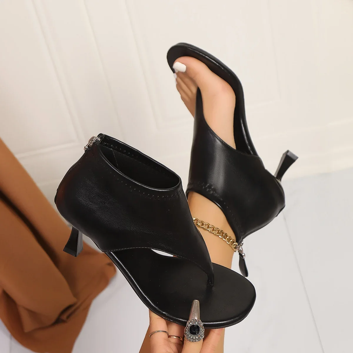 Formal Latex Foam Beach Style Clip Toe Platform High Heels Pumps - Image 10