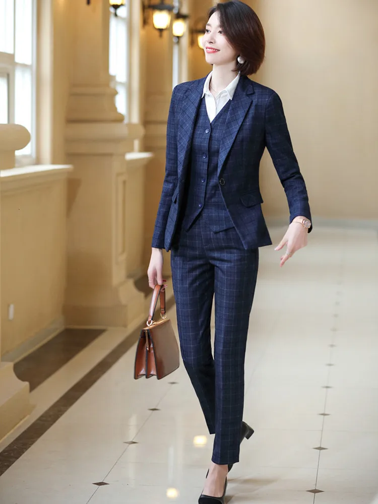 Formal Plaid Design Jacket Vest Office Mini Pant 3 Piece Suit