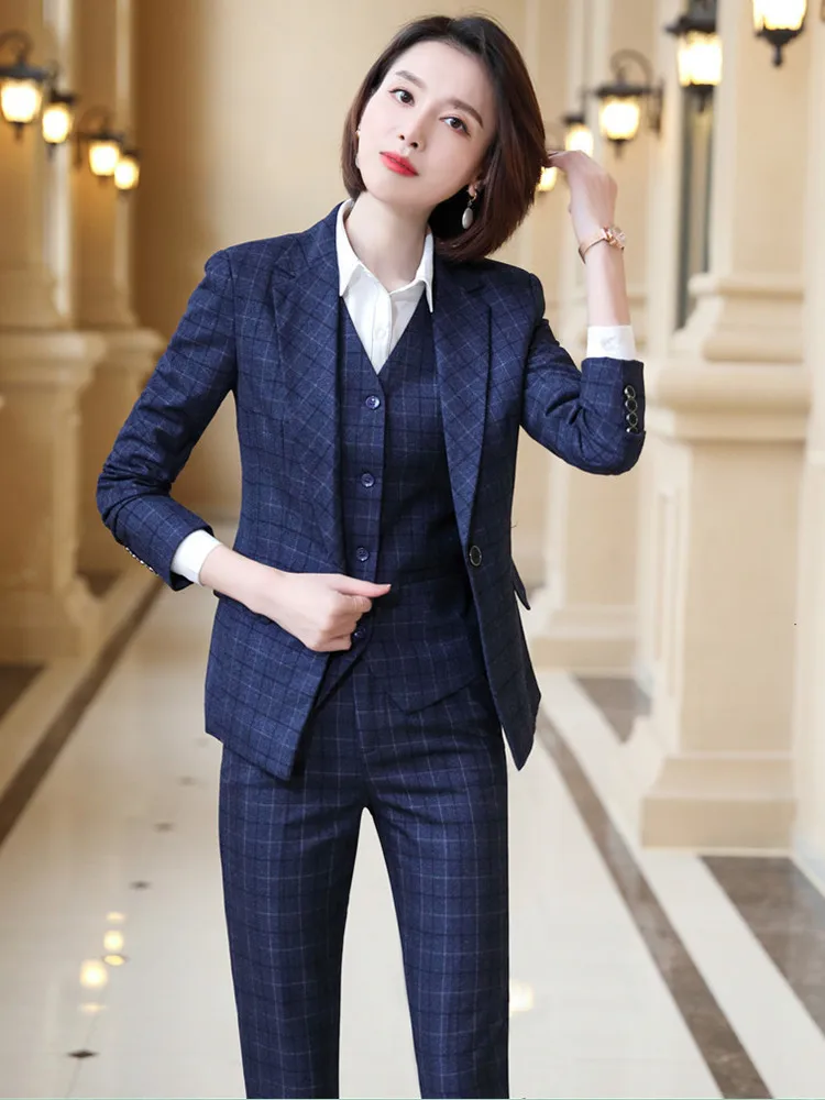 Formal Plaid Design Jacket Vest Office Mini Pant 3 Piece Suit - Image 3