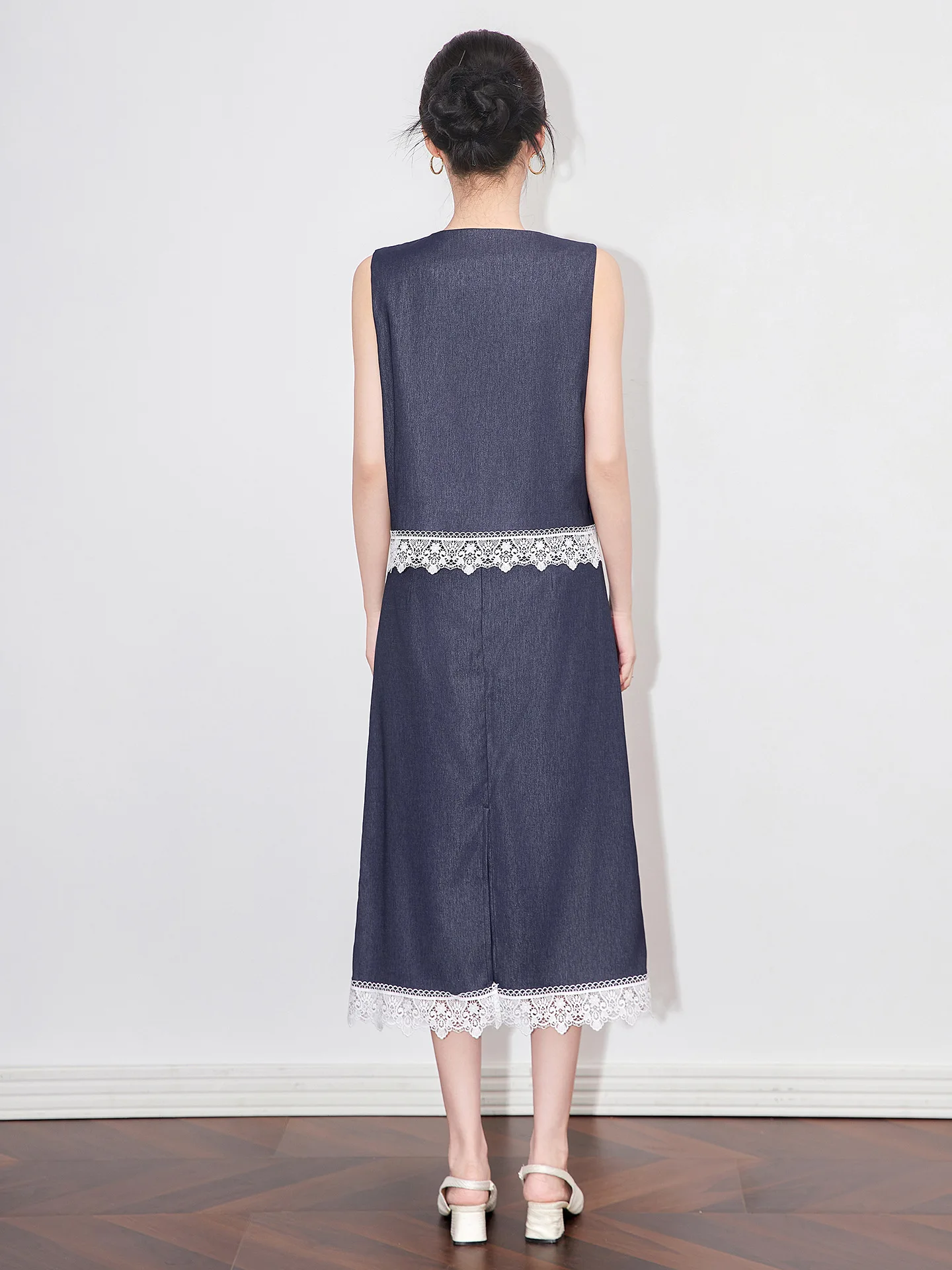 Lace Patchwork Sleeveless Denim Top and Skirt Suit Two Pieces Suit - Image 2