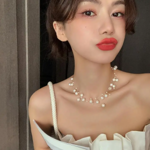 Luxury Zinc Alloy Water Drop Niche Design Pearl Multi-layer Sweet Pendant Necklace