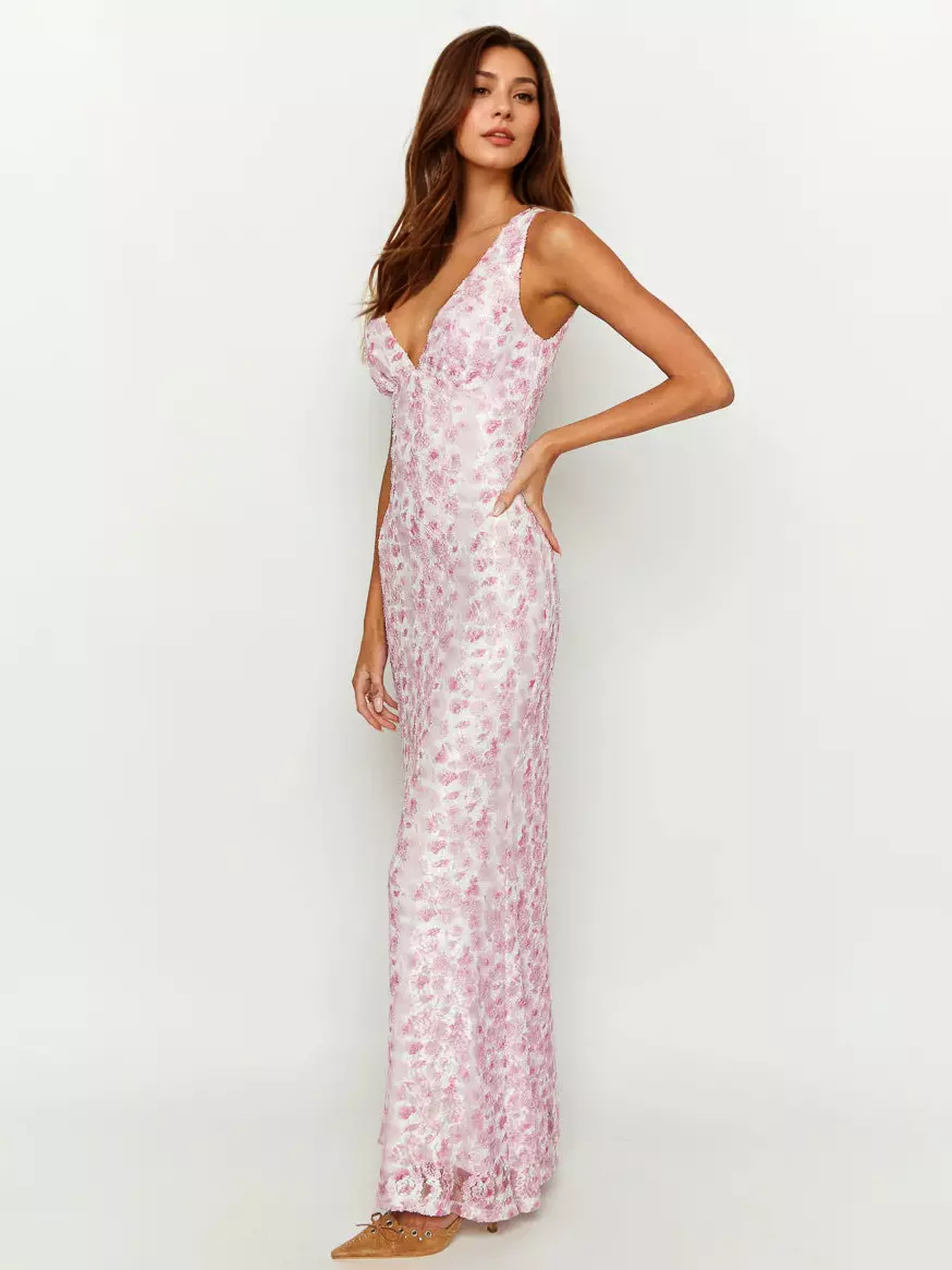 Sleeveless With Deep V-Neck Open Back Lace Maxi Dress - Image 10
