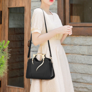 Trendy Underarm Square Satchel Small Chain Purse Leather Shoulder Crossbody Bag