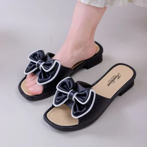 Beach Style Versatile Thick Sole Flip Flops Durable Outdoor Non-Slip Slides Sandals