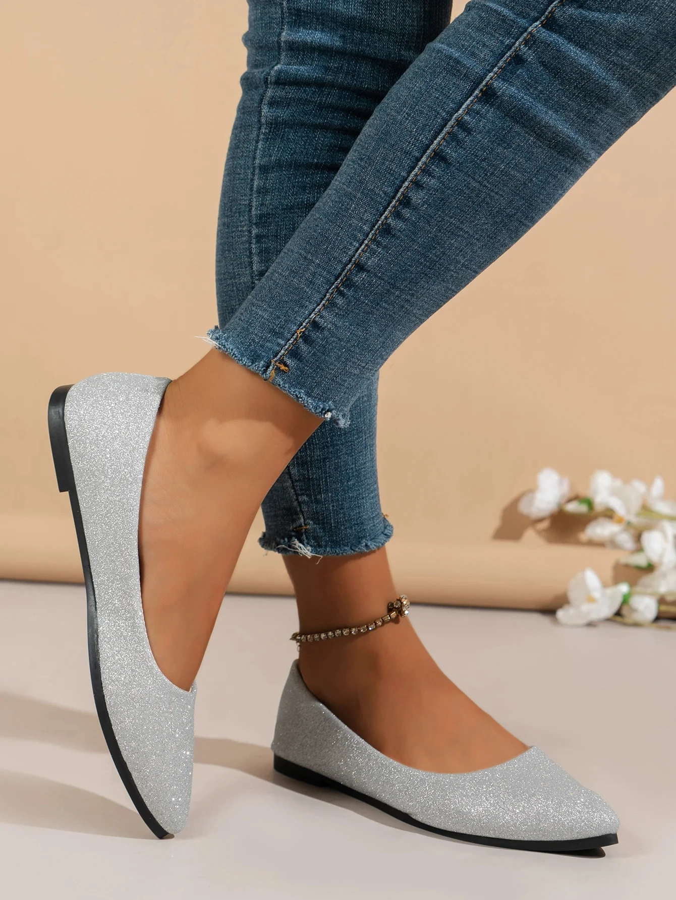 Elegant Beautiful Comfortable Pointed Toe Summer Flat Sandal - Image 2