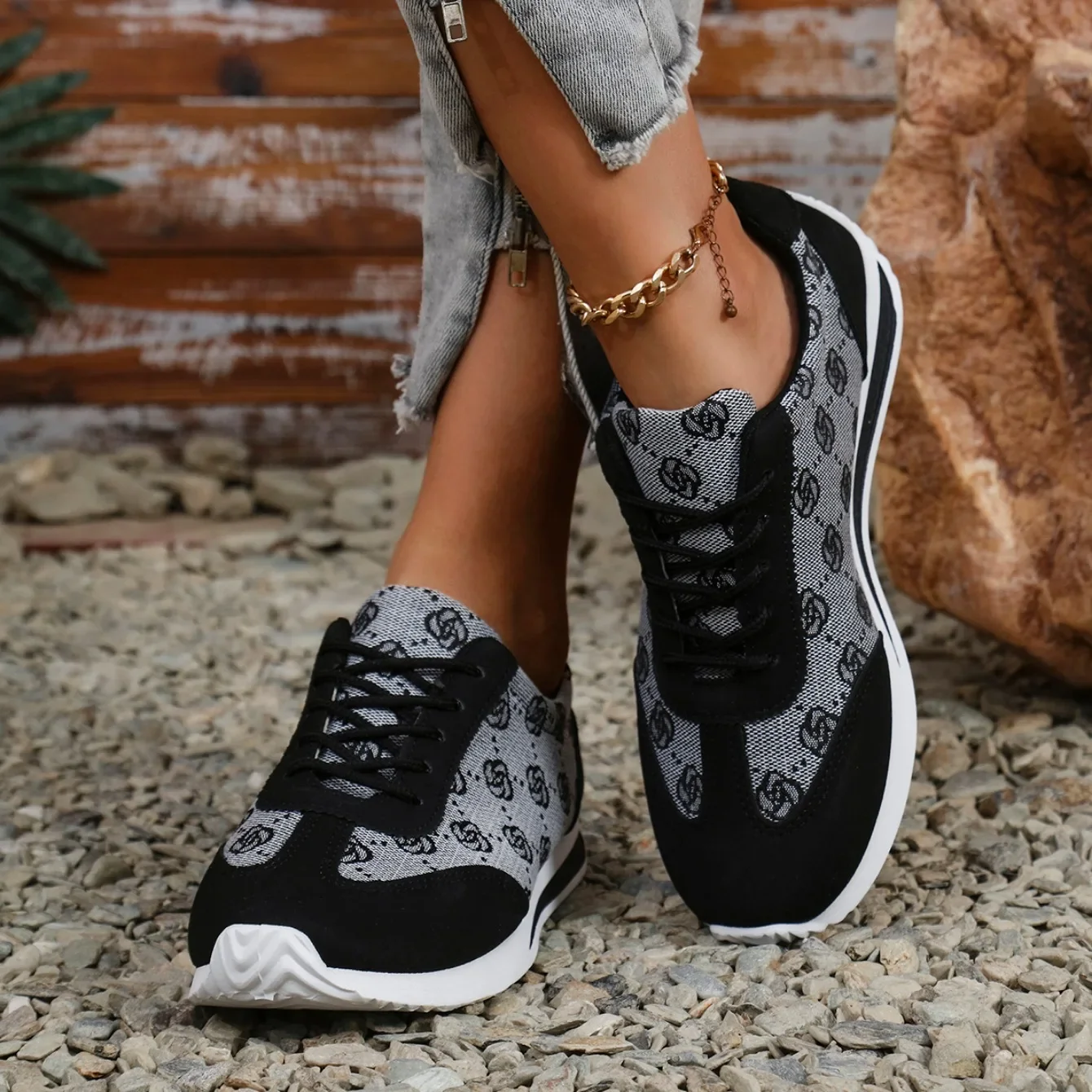 Casual Comfortable Designer Mouth Breathable Cross Strap Flat Sneakers - Image 10