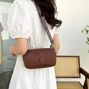 Casual Designer Small Flap Comfortable PU Leather Wide Strap Shoulder Crossbody Bags