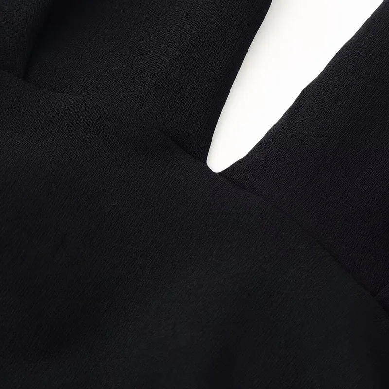 Casual Halter Crop Top Long Ruched Tight Pencil Skirt And Top Two Piece Set - Image 3