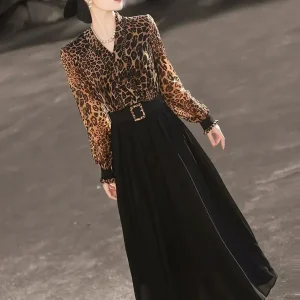 Casual New Style Retro Print Fake Spliced long-sleeved V-neck Two-piece