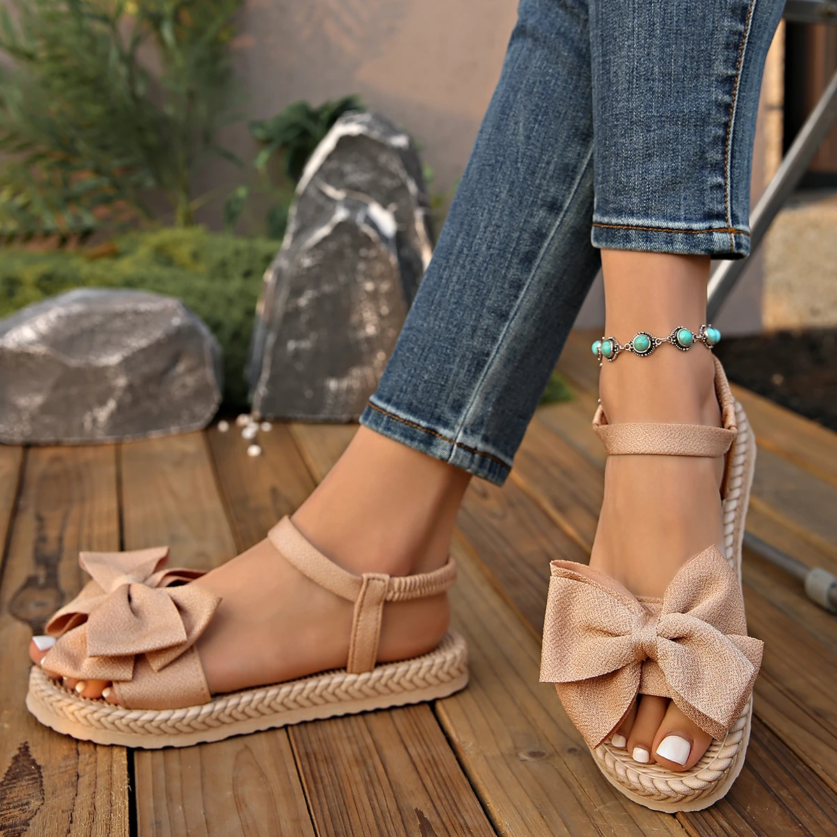 Casual Outdoor Bow Tie Beach Style Lightweight Flat Sandals - Image 3