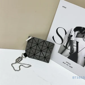 Casual Solid Geometric Design Compact For Key Versatile Coin Card Storage Wallet