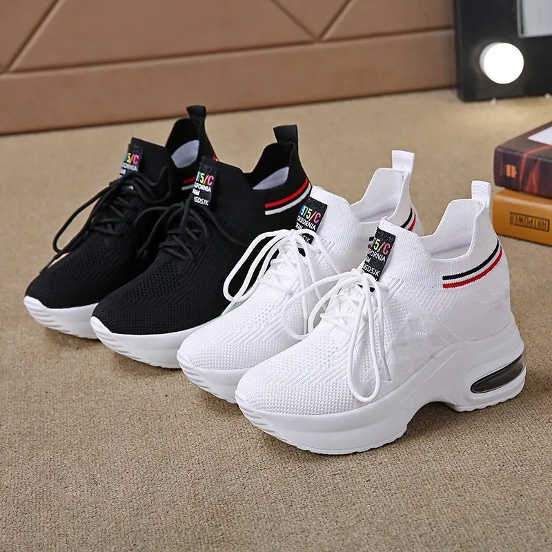 Designer Tennis Breathable PU Fabric Retro Lace-Up Sneakers - Image 5