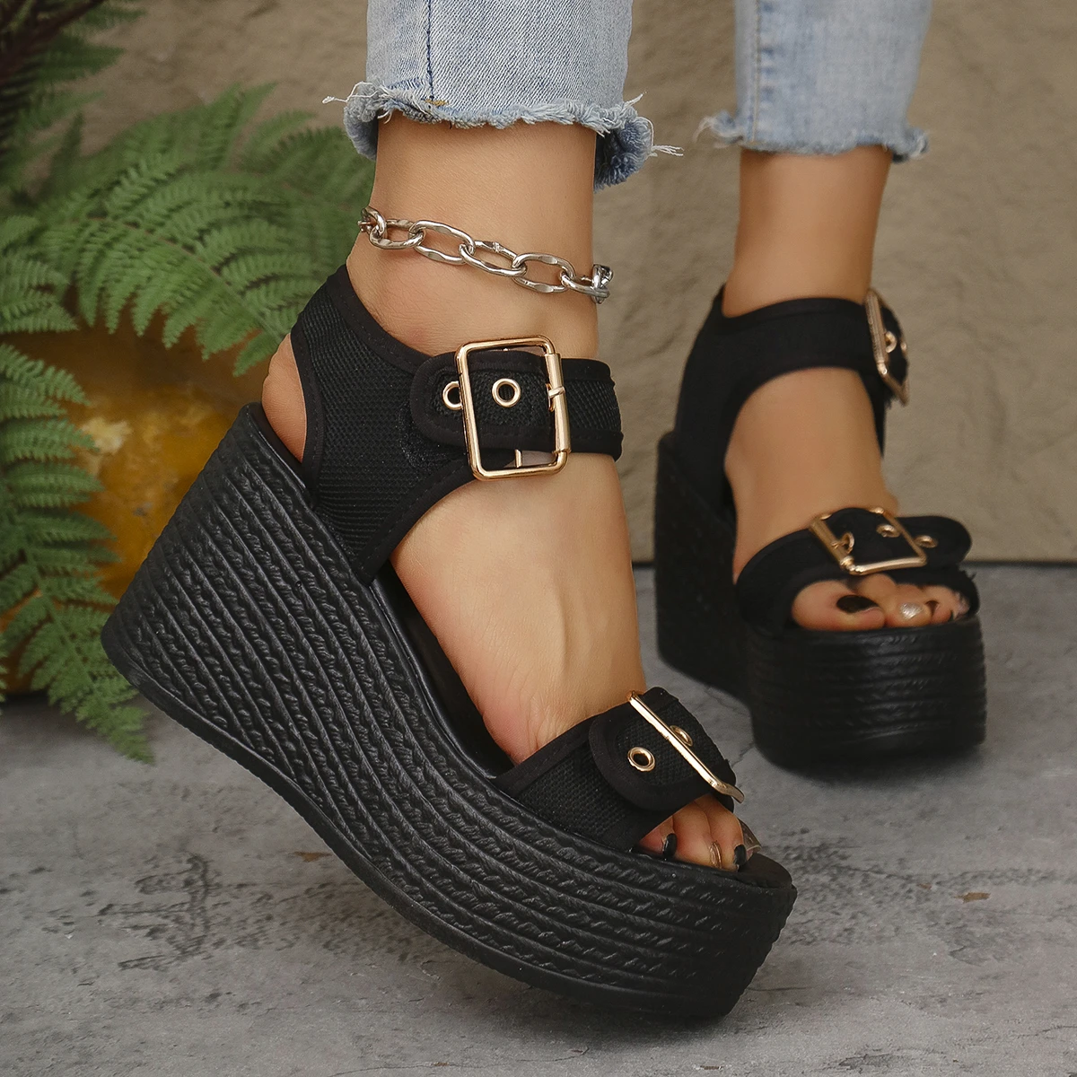 Elegant Buckle Strap Fish Mouth Thick Bottom Super High Heels - Image 10