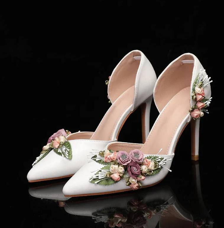 Elegant Flowers Leaf Latex Foam Pointed Toe Satin High Heels Sandal - Image 3