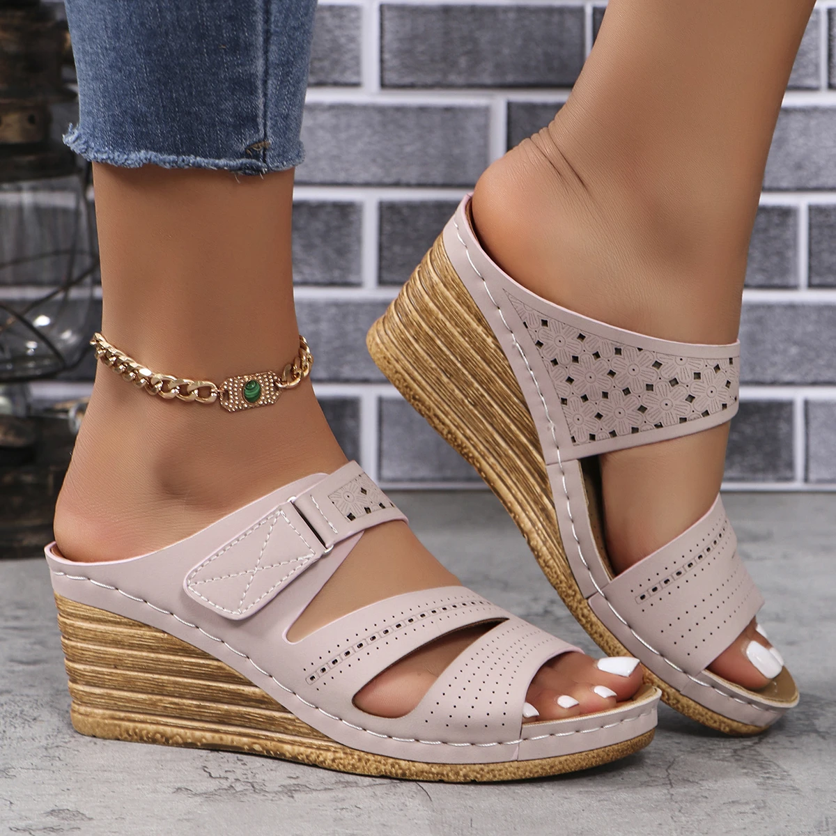 Luxury Designer Slides Outdoor Beach Style Platform Wedges Heels Sandal - Image 5