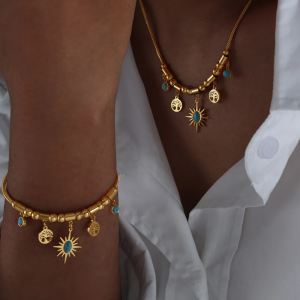 Luxury Fashion Gilded Bracelet Necklace Jewelry Accessories Set