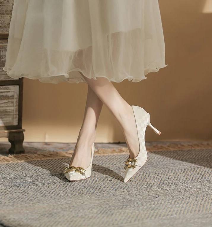 Luxury Metal Decoration Pointed Toe Microfiber Leather Medium High Heels Pumps - Image 2