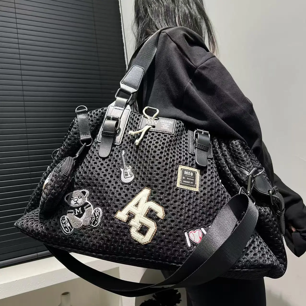 Mesh Nylon Adhesive Large Capacity Splicing Short Distance Travel Casual Handbag - Image 6