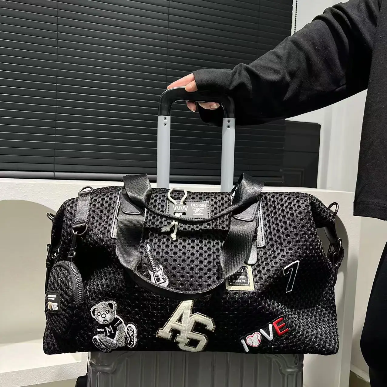 Mesh Nylon Adhesive Large Capacity Splicing Short Distance Travel Casual Handbag - Image 7