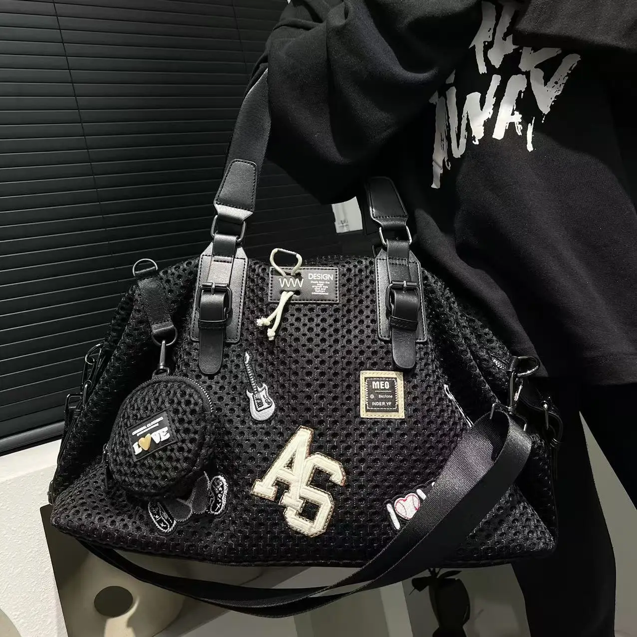 Mesh Nylon Adhesive Large Capacity Splicing Short Distance Travel Casual Handbag - Image 2