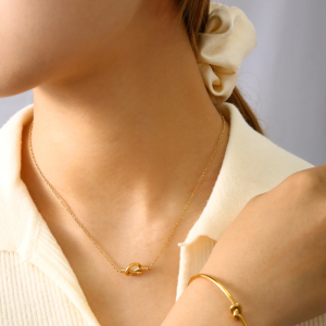 Personality Fashion Simple Temperament Advanced Knot Pattern Jewelry Set