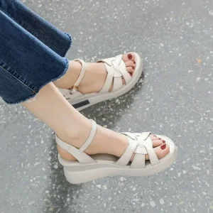 Retro Style Hollow Button Open-toe Comfortable Slope Heel Sandals