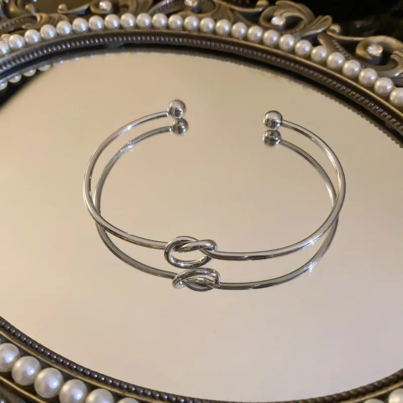 Vintage Fashion Twist Texture Bangles Statement Streetwear Bracelets - Image 4