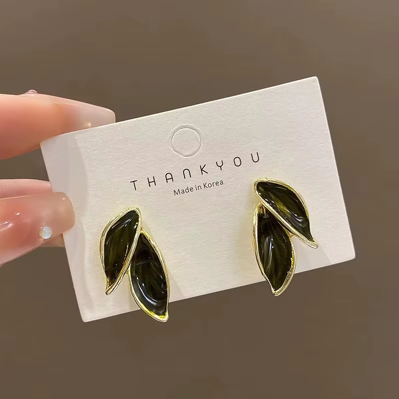 Vintage Trendy Fresh Elegant Lovely Metal Leaf Stud Earrings Jewelry - Image 2
