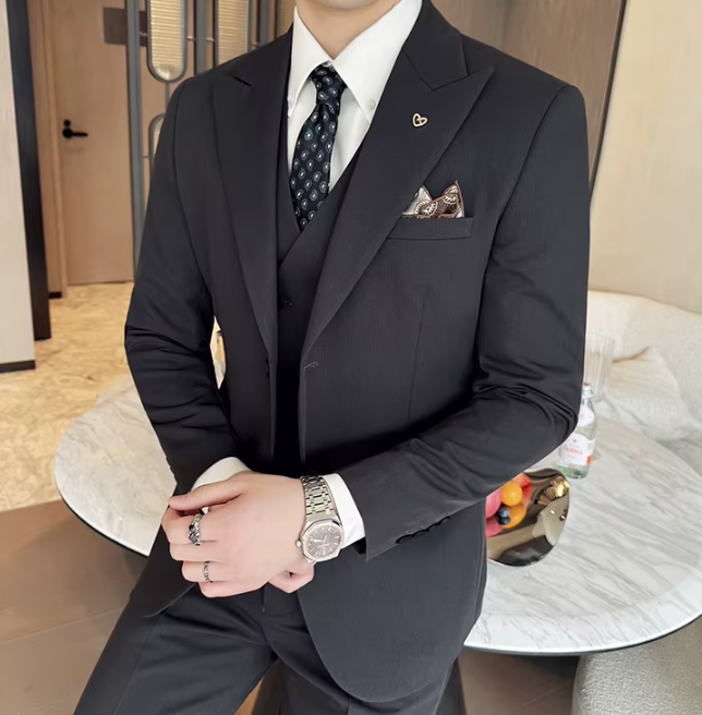 Two-Button Groomsmen Formal Wedding Business Slim-Fit Three-Piece Set - Image 3