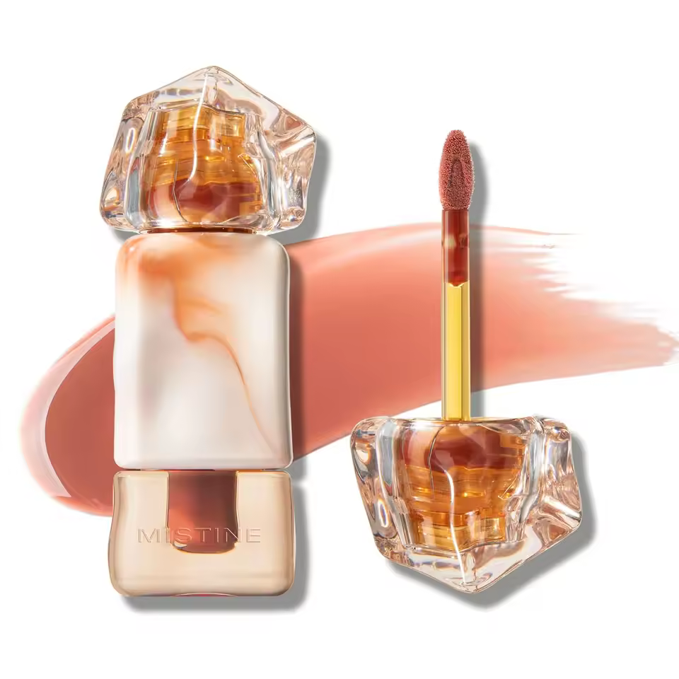 Mistine Lip Gloss Thai Latte Juicy Hydrating Lipstick Lip Tint Non-Sticky Lightweight Feel. 1 Pack